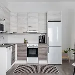 Stylish 47m2 With Private Entrance Apartmán
