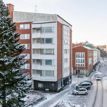 Stylish 47m2 With Private Entrance Apartment Lahti