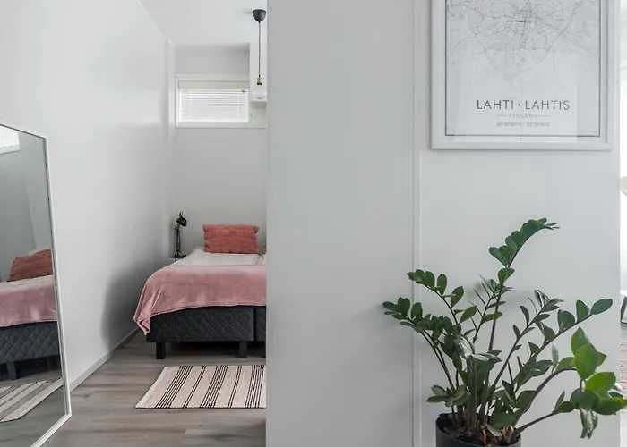 Stylish 47m2 With Private Entrance Appartement Lahti